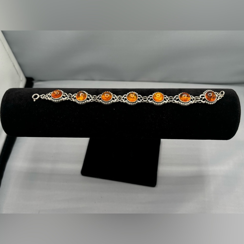 Silver and Amber Bracelet - Picture 8 of 8